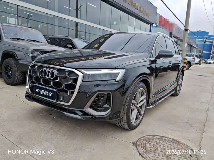 Audi Q7 2025 55 TFSI quattro S line Sport