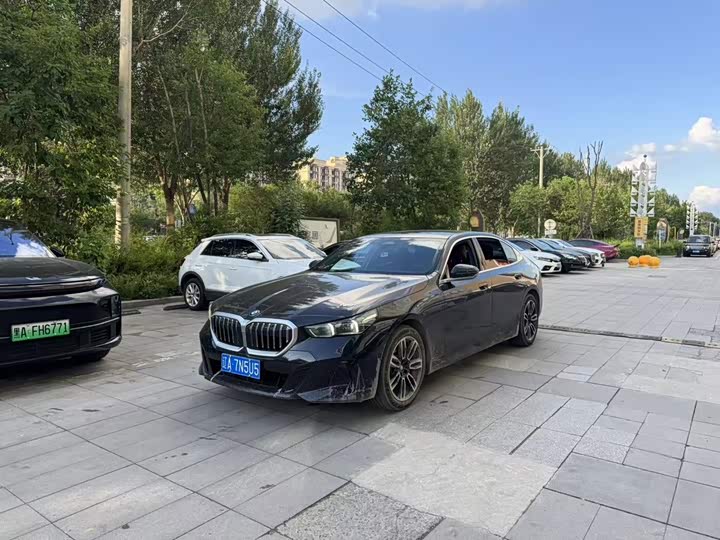 BMW 5 Series 2025 530Li xDrive M Sports Package