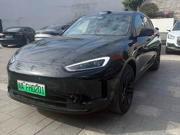 AITO M5 2025 EREV Ultra RWD
