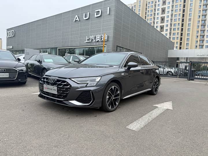 Audi A3 2025 A3L Limousine 35TFSI Flying Spur Exclusive