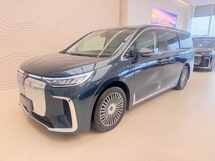 Lantu Dreamer 2025 PHEV four-wheel drive flagship Kunpeng version