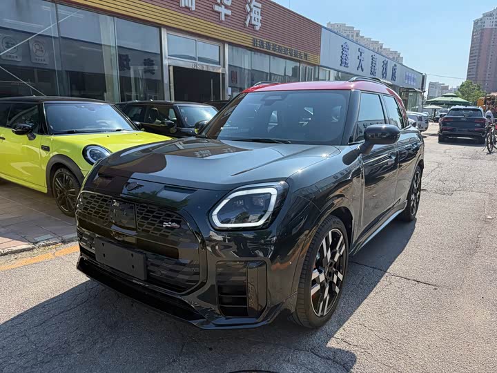 2024 MINI John Cooper Works Countryman 2.0T