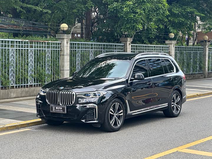 BMW X7 2022 xDrive40i M Sport Package