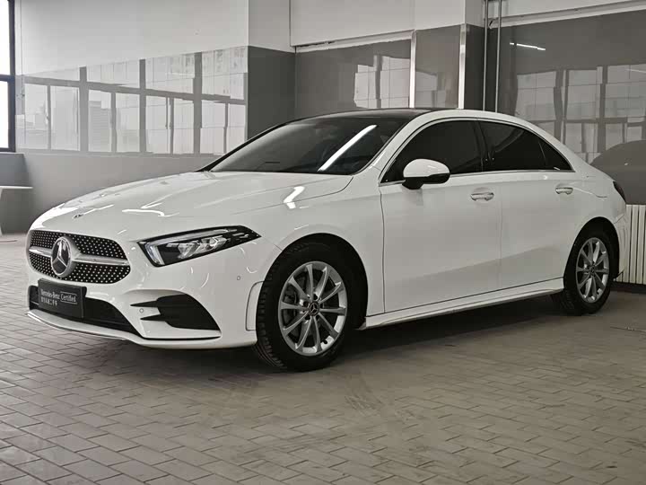 Mercedes-Benz A-Class 2022 Model 2 A 200 L Sports Sedan Fashionable