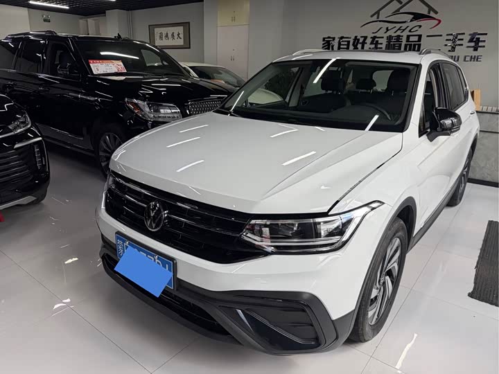 Tiguan L 2025 Outstanding Model 300TSI Automatic Two-wheel Drive Dragon Edition