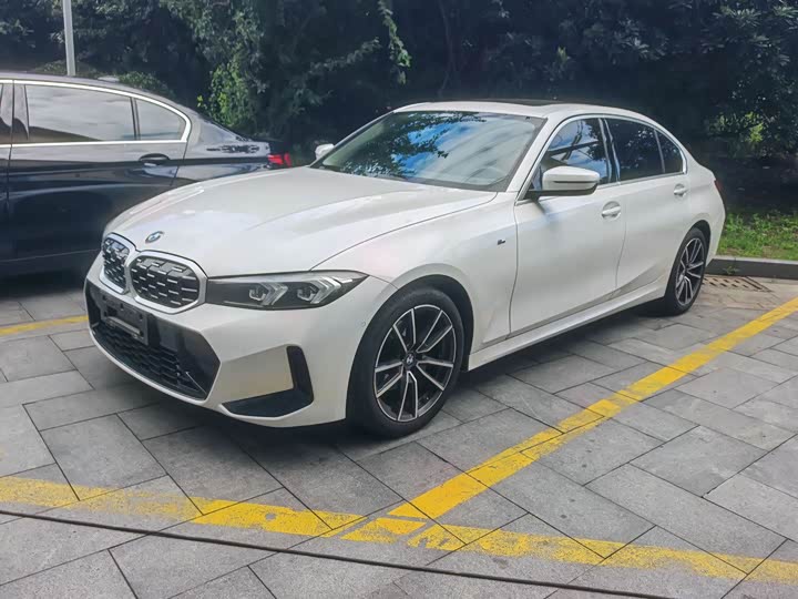 BMW 3 Series 2023 325Li M Sports Package