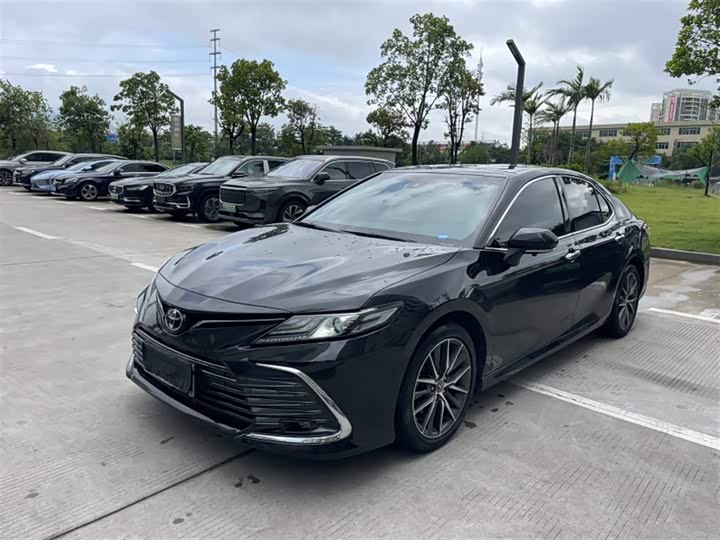 Camry 2021 2.5G Deluxe Edition