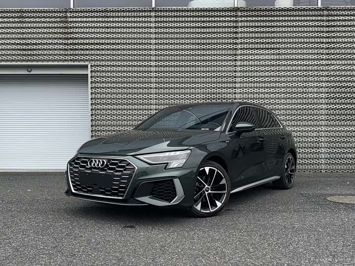 Audi A3 2024 Sportback 35 TFSI stylish and sporty