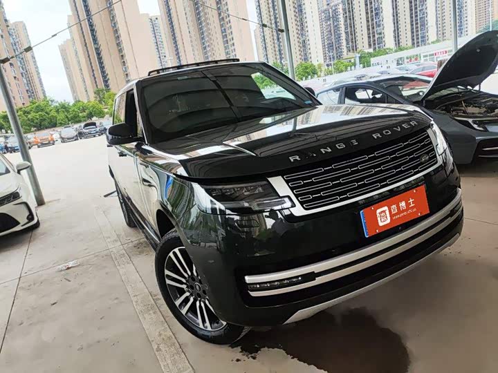 Range Rover 2023 3.0 L6 400PS Genesis Extended Edition