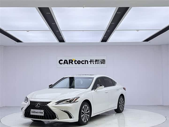 Lexus ES 2022 200 Excellence Edition