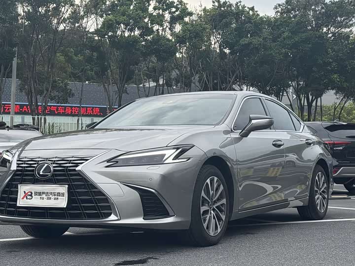 Lexus ES 2025 200 Premium Edition