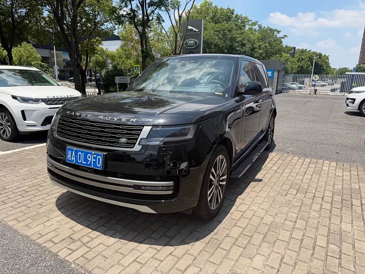 Range Rover 2024 3.0 L6 400PS Extended Edition