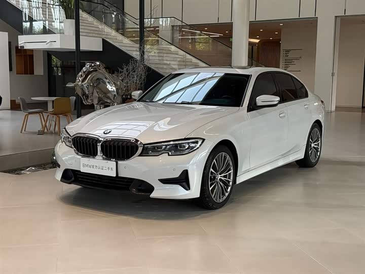 BMW 3 Series 2021 facelift 320i sports package