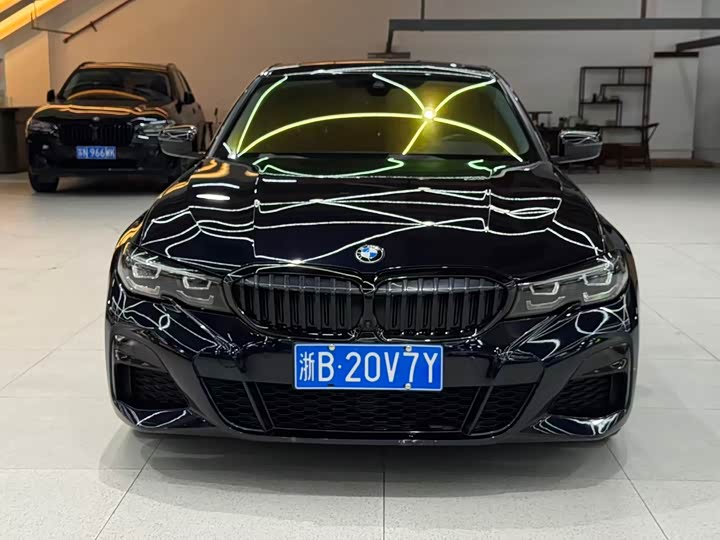 BMW 3 Series 2022 325i M Sports Night Package