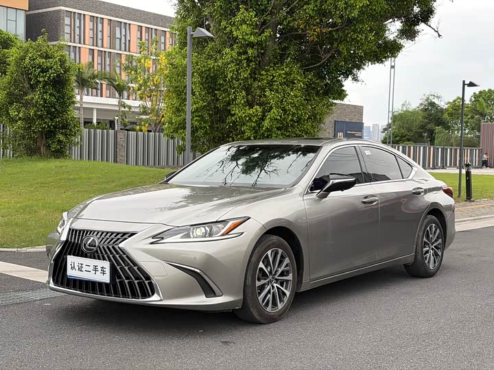 Lexus ES 2023 200 Excellence Edition