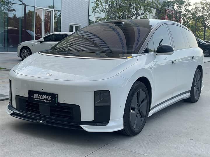 Ideal i8 2025 Standard Edition