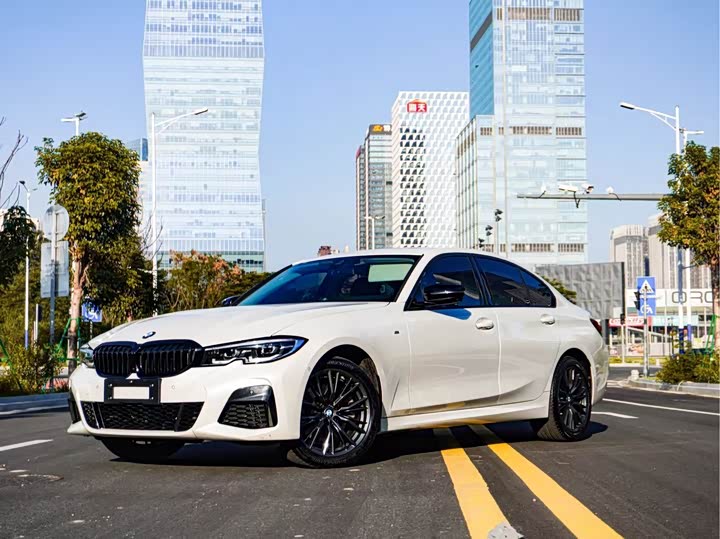 BMW 3 Series 2021 330i M Sports Night Package