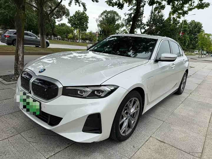 BMW i3 2024 eDrive 35 L