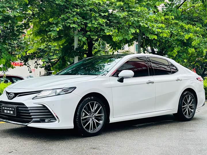Camry 2021 2.5G Deluxe Edition