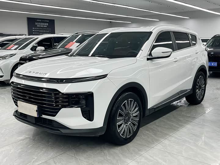 Jietu X70 PLUS 2025 1.5T Luxury Surging Edition 7 seats