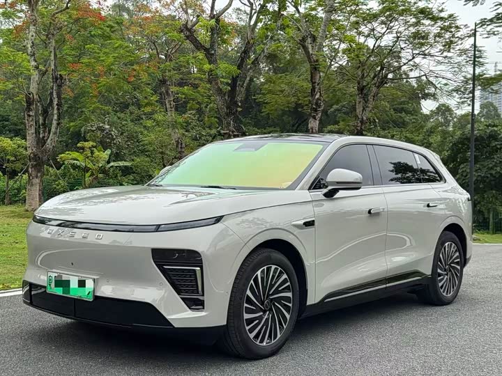 Star Era ET 2025 extended range 240 Pro four-wheel drive high-speed assisted driving