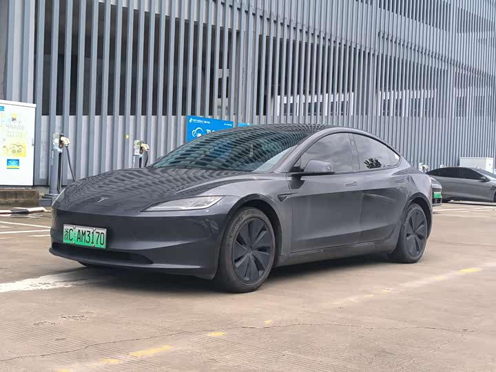 Model 3 2023 rear-wheel drive version