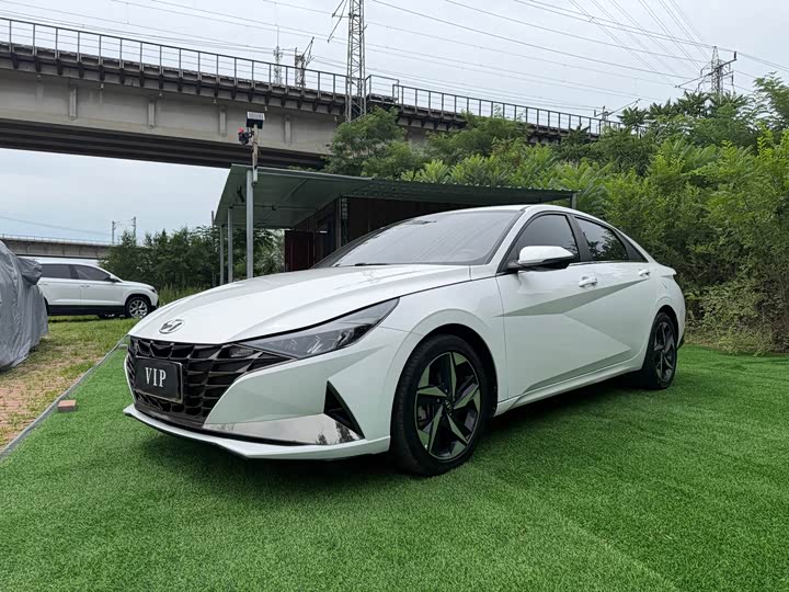 Elantra 2022 1.5L CVT GLX Elite Edition