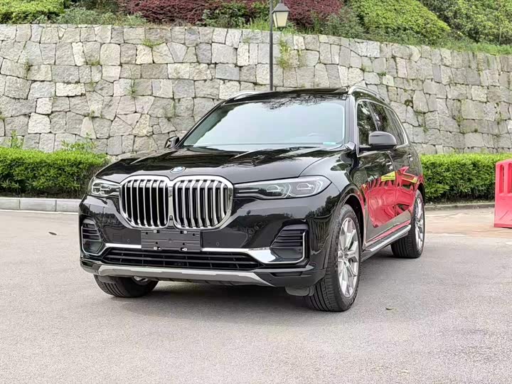 BMW X7 2021 xDrive40i Leading Luxury Package