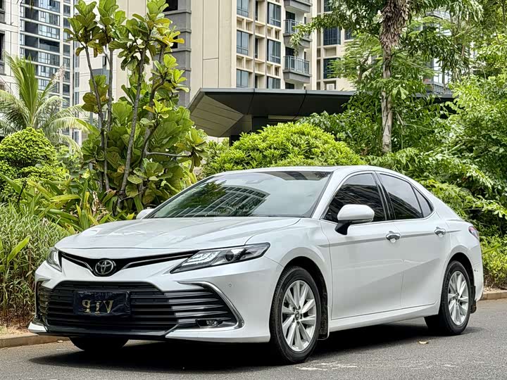Camry 2021 2.0G Luxury Edition