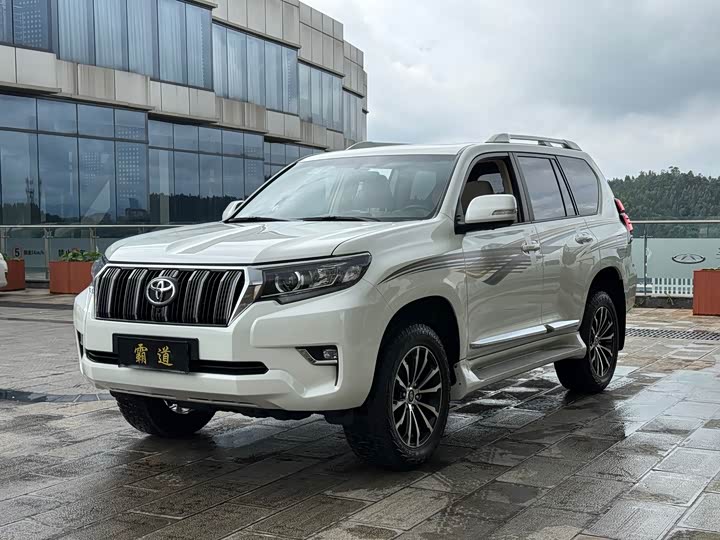 Prado (Import) 2023 4.0L Middle East Version