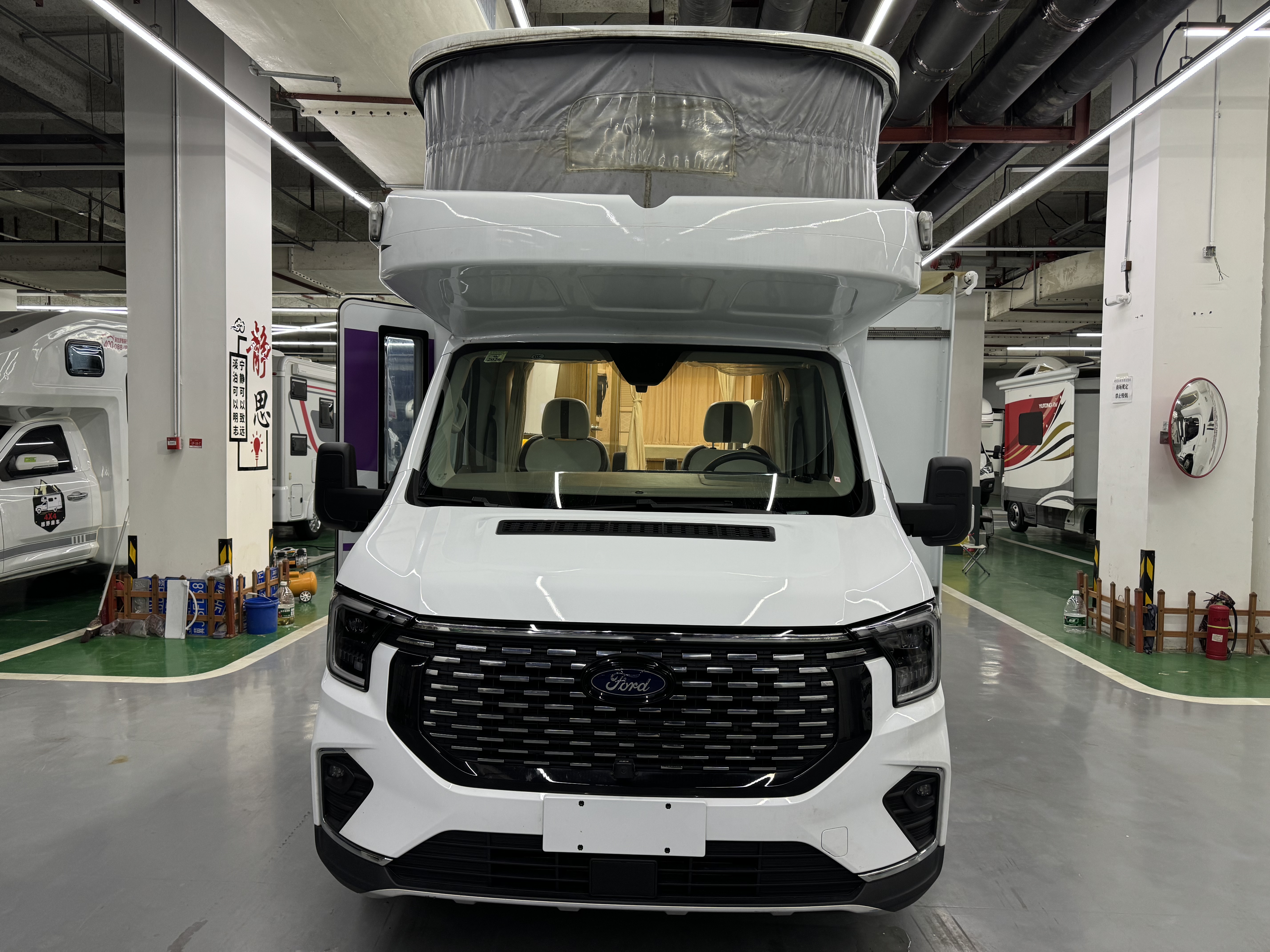 2024 Ford T8 Qixing roof-top dual-extended RV