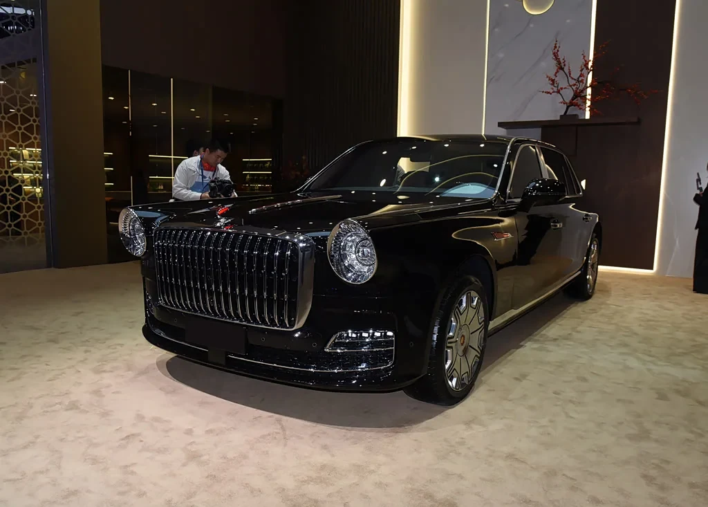 Hongqi Golden Sunflower Guoli