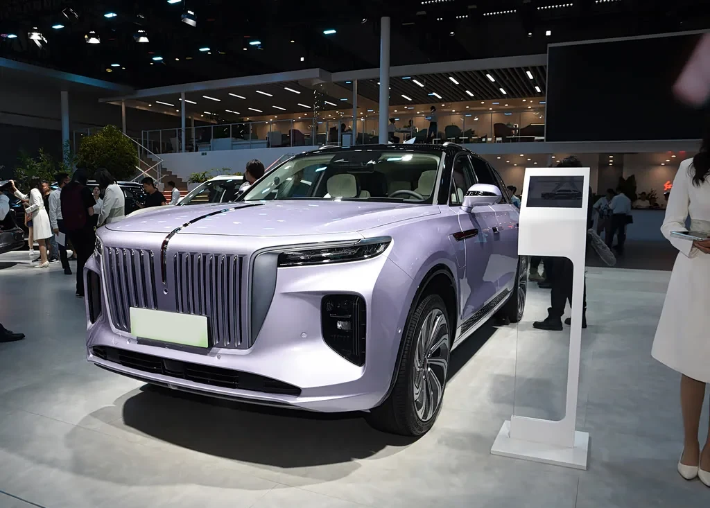 Hongqi E-HS9