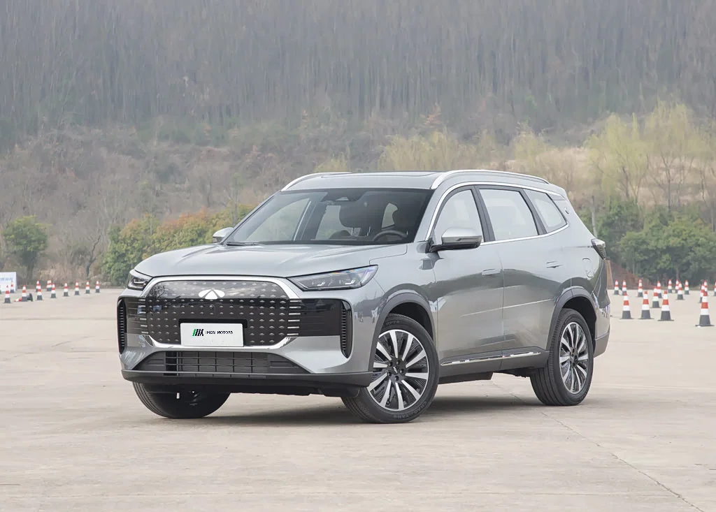 Chery Fulwin T8