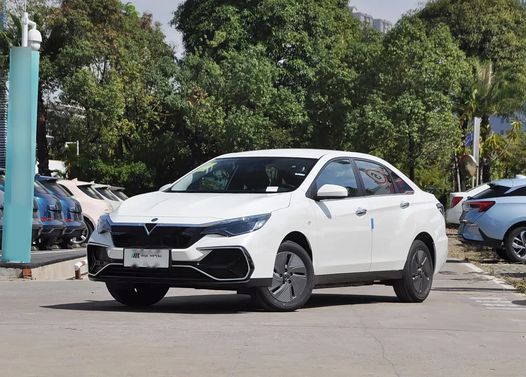Venucia D60EV