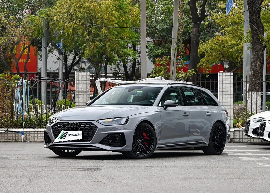 Audi RS 4